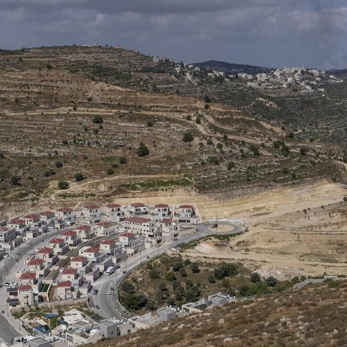 Israel OK's plans for thousands of new settlement homes. Move defies White House calls for restraint